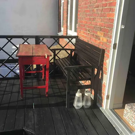 Cozy Little Townhouse With Small Garden And Sea View * Svaneke