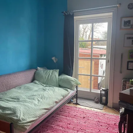 Villa Cozy Little Townhouse With Small Garden And Sea View Svaneke